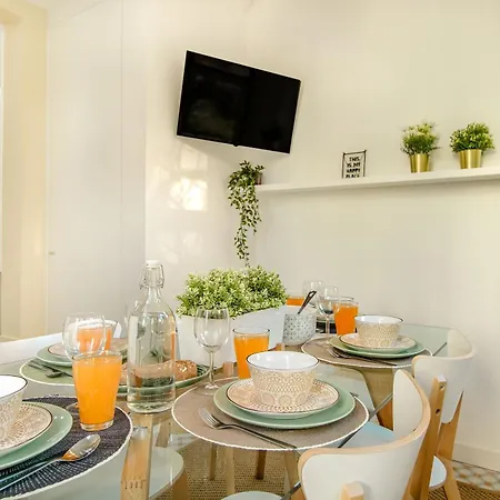 아파트 Graca Trendy Flat *